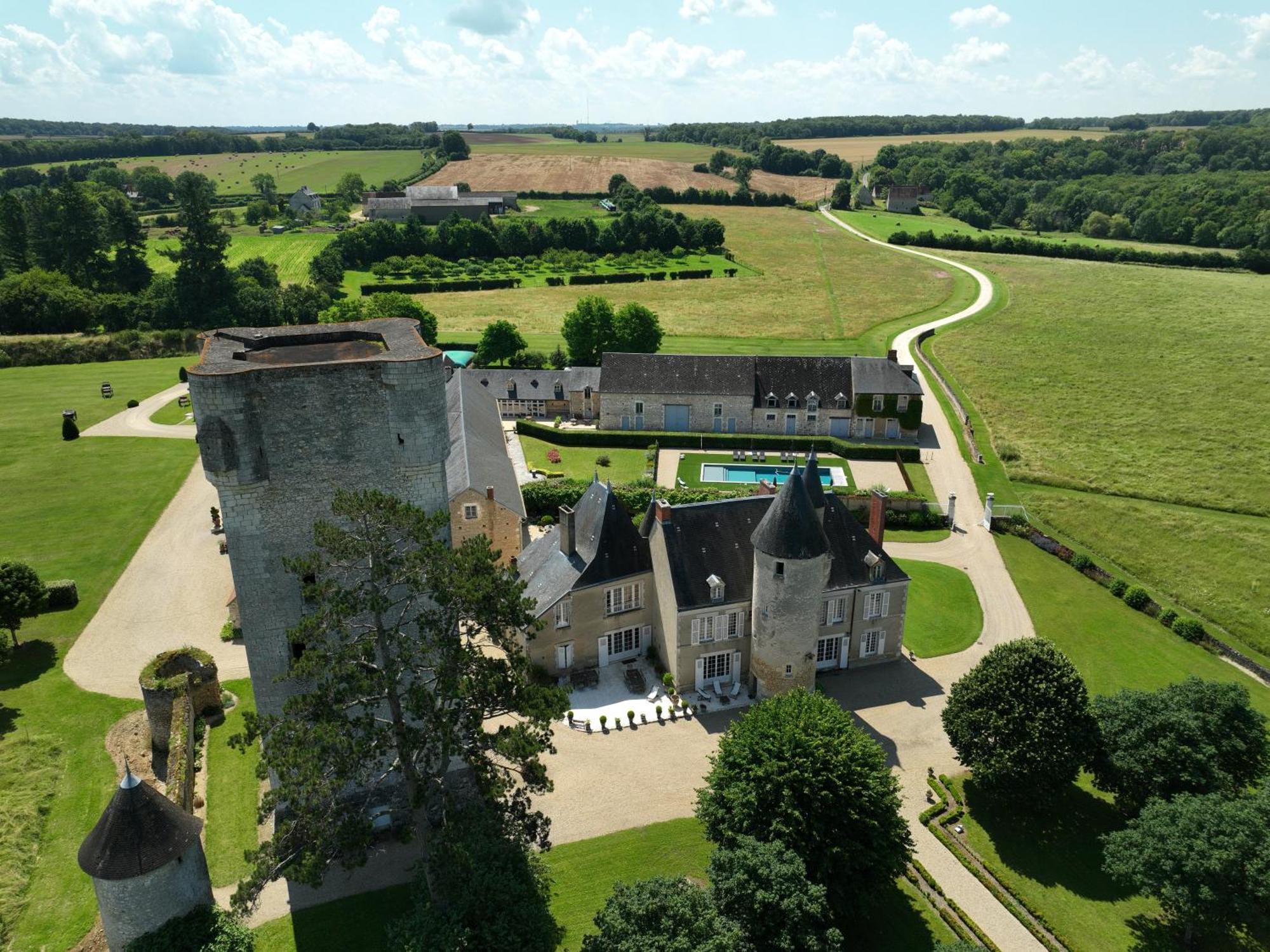 Chateau De Mazieres Tendu Exteriör bild